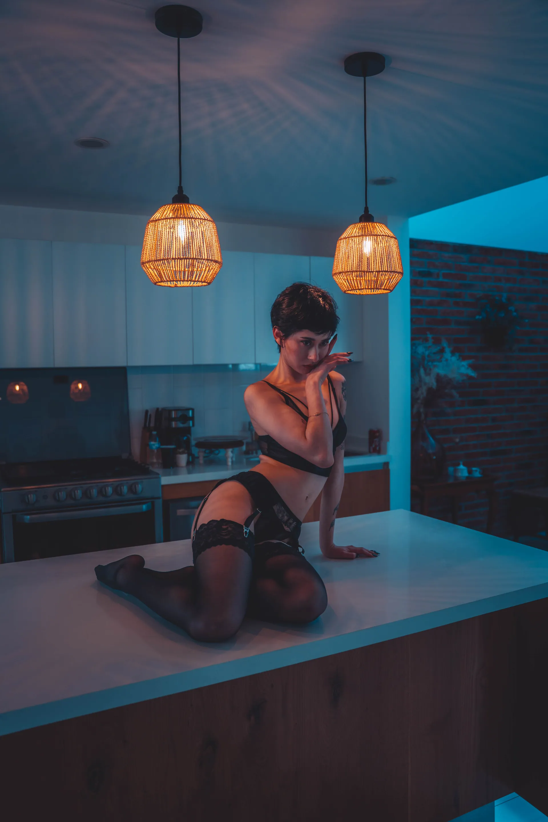 Blue — Boudoir Editorial / Fotografía Experimental